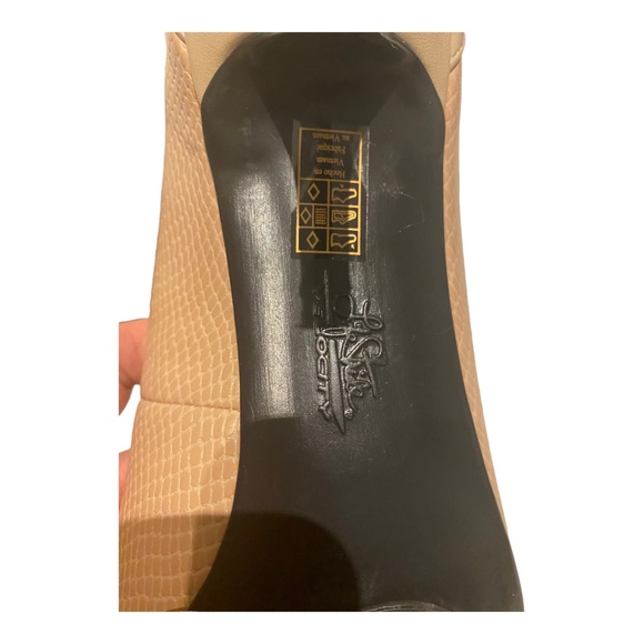 Lifestride comfort vegan nude peep toe heels. Sz 8 - Picture 9 of 16